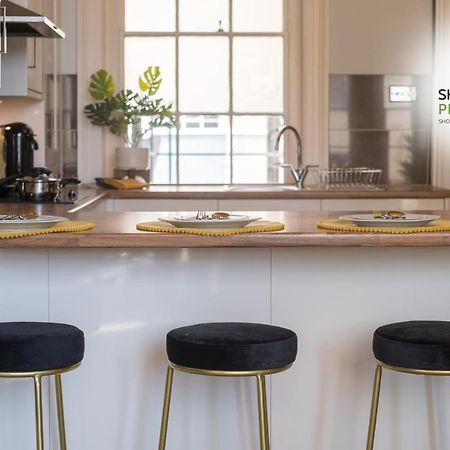 Charming Luxury 3Bed Apartment In A Prime Location By Sharphaus Short Lets & Serviced Accommodation Management Μπράιτον Εξωτερικό φωτογραφία